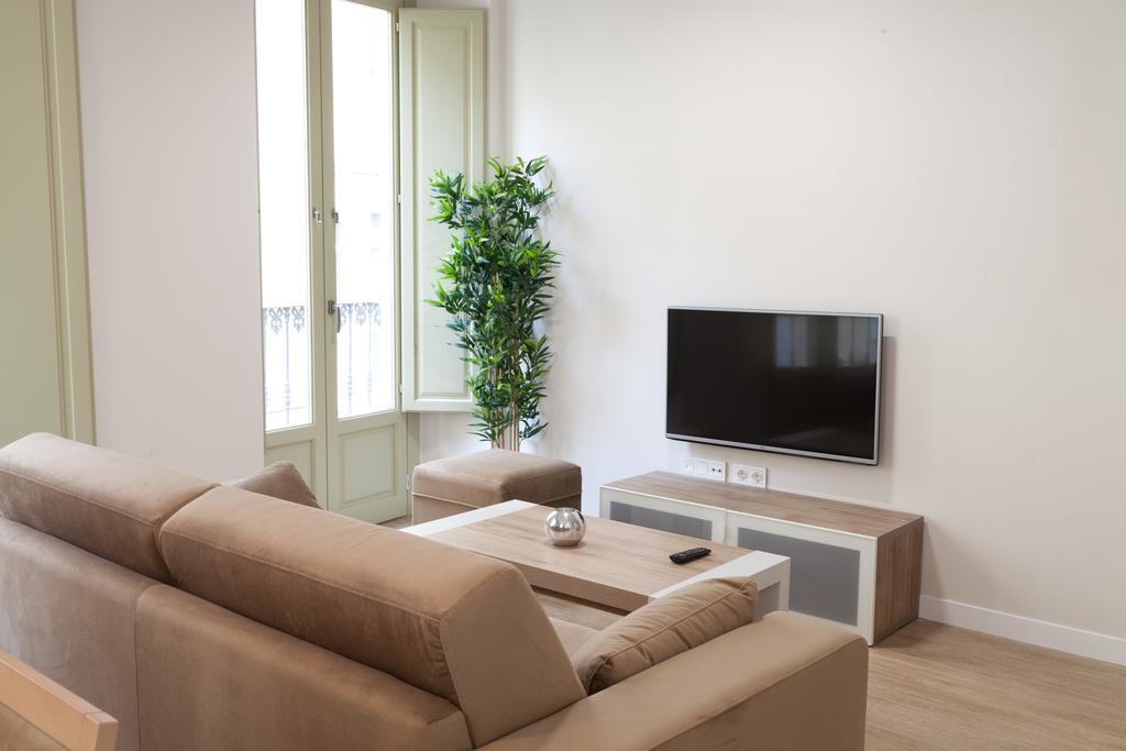 Apartamentos Pinar Malaga Centro מראה חיצוני תמונה