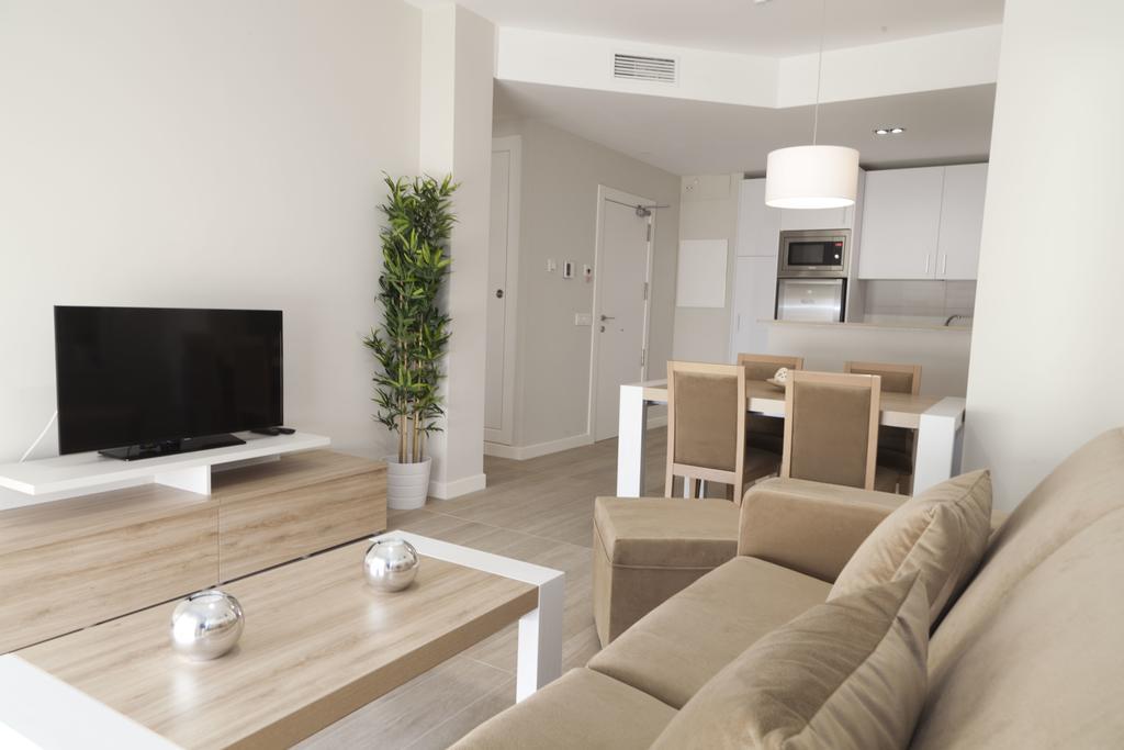 Apartamentos Pinar Malaga Centro מראה חיצוני תמונה