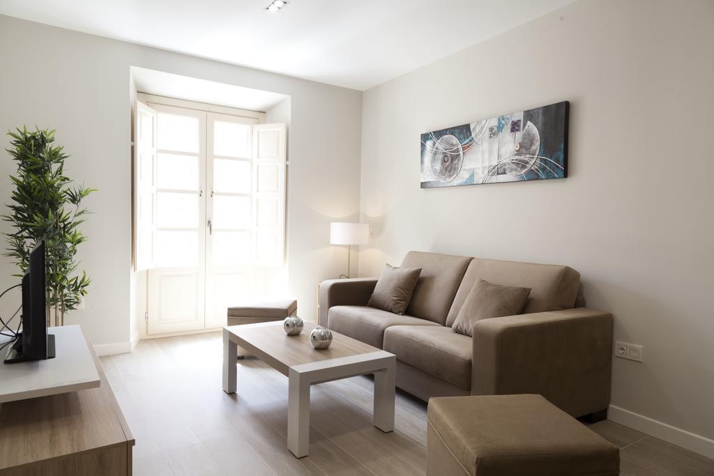 Apartamentos Pinar Malaga Centro מראה חיצוני תמונה