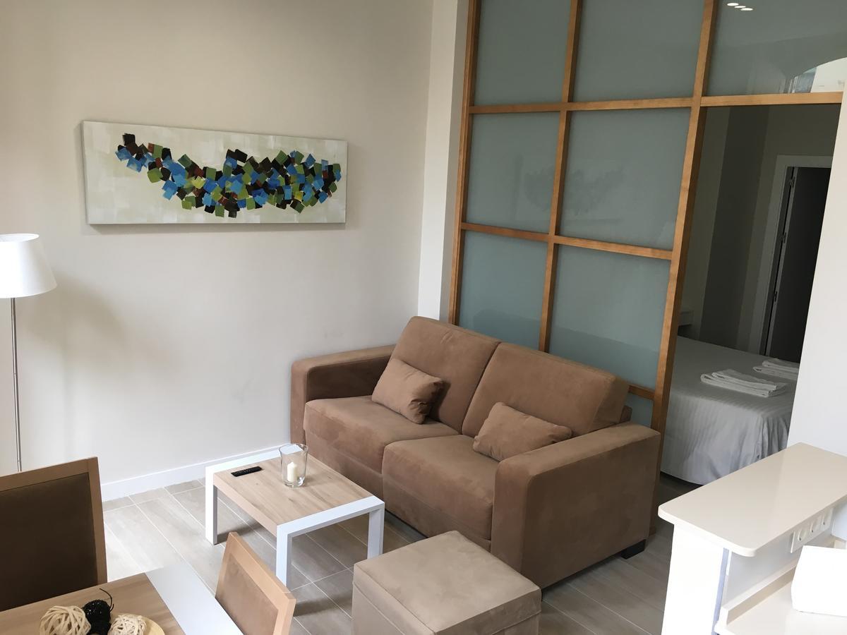 Apartamentos Pinar Malaga Centro מראה חיצוני תמונה